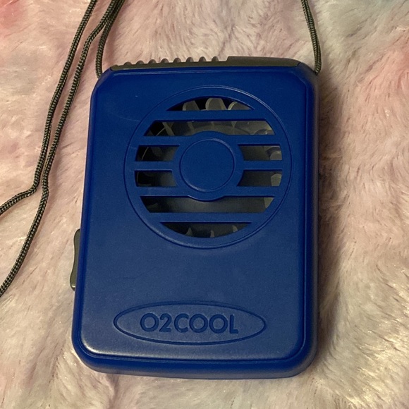 O2 Cool Battery Powered Neck Fan - Picture 2 of 6